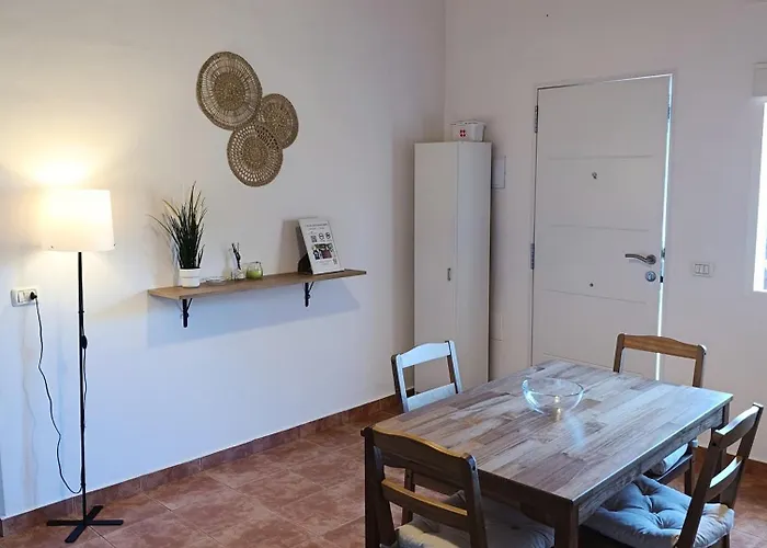 Casas Quemahierro Nyaraló *